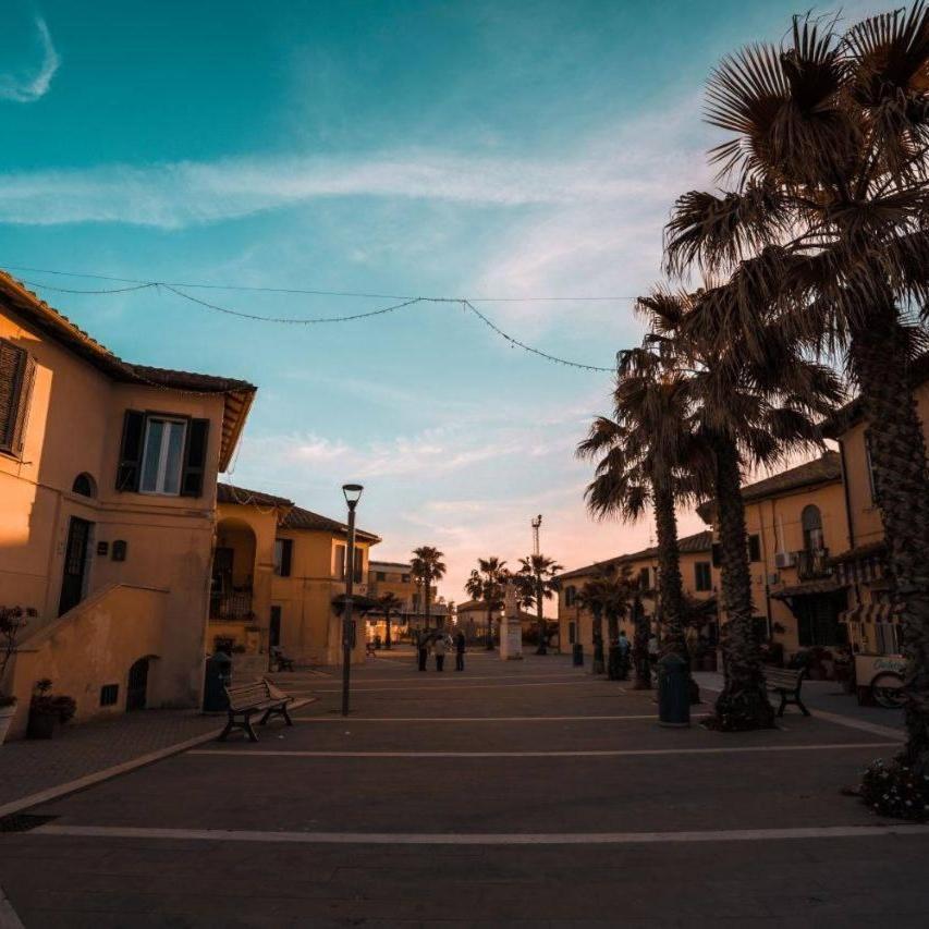 Roma Al Mare! Le Comete Del Borghetto Lido di Ostia Zewnętrze zdjęcie
