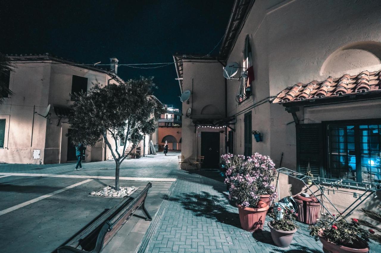 Roma Al Mare! Le Comete Del Borghetto Lido di Ostia Zewnętrze zdjęcie